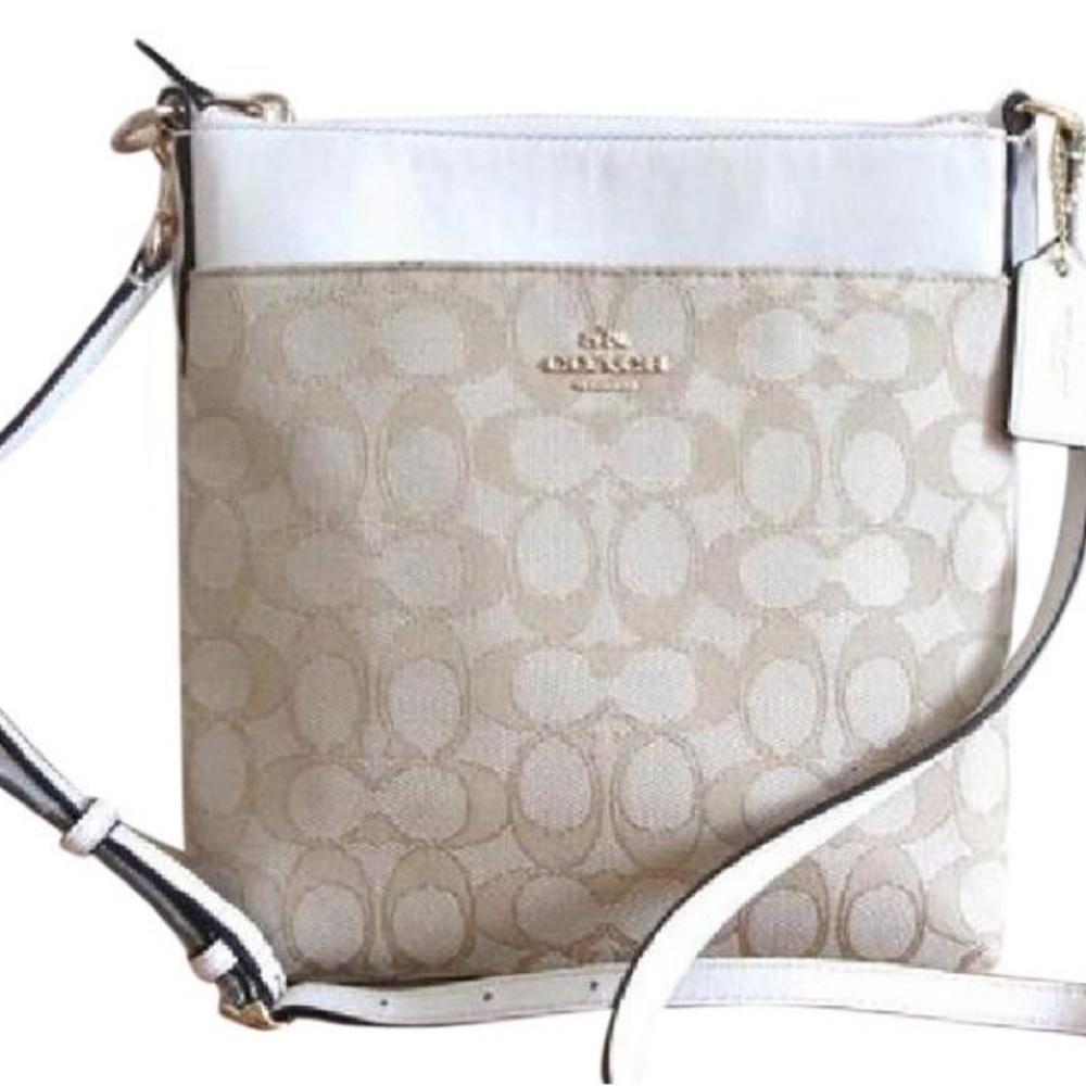 ⭐️LIKE NEW⭐️COACH 52576 NORTH/SOUTH SIGNATURE CROSSBODY